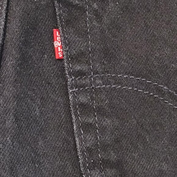 Levis 512*High Rise* Slim Fit* Tapered Leg - Picture 3 of 9